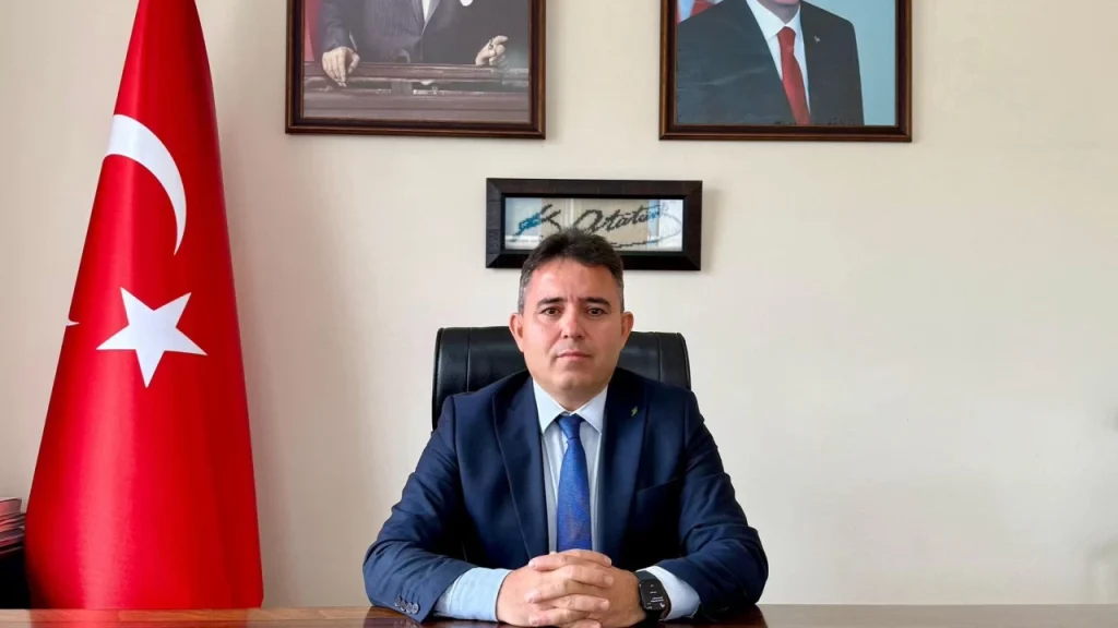 Kaymakam Nurullah Kaya’nın 24 Kasım Öğretmen Günü Mesajı